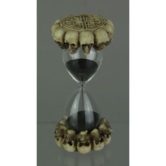 Gothic Celtic Skulls Hourglass Black Sand Timer - Picture 2 of 4